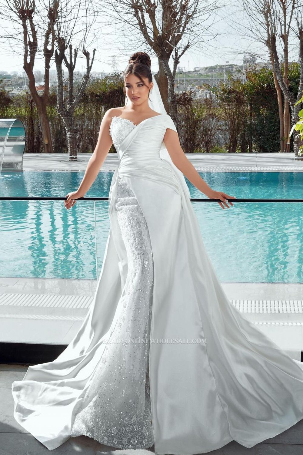Designer Wedding Dresses Mermaid Style with Lace Satin Bridal Gowns