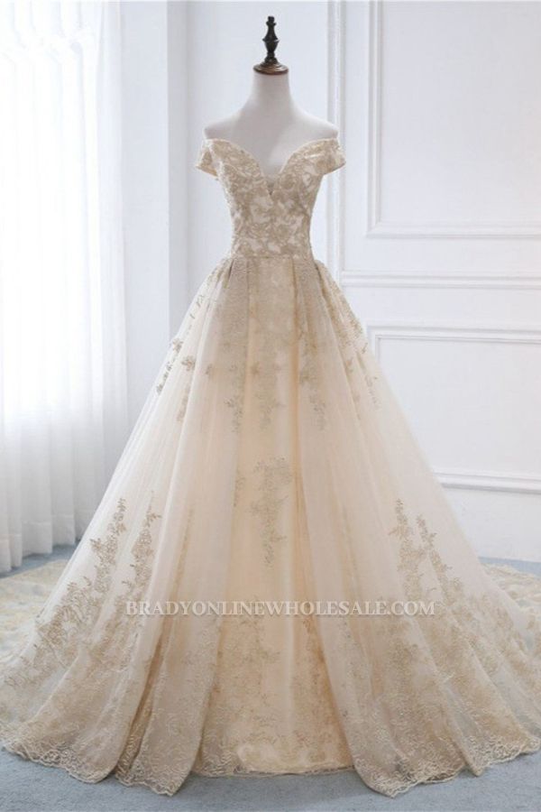 Bradyonlinewholesale Gorgeous V-Neck Sleeveless Tulle Wedding Dress Champagne Appliques Bridal Gowns Online