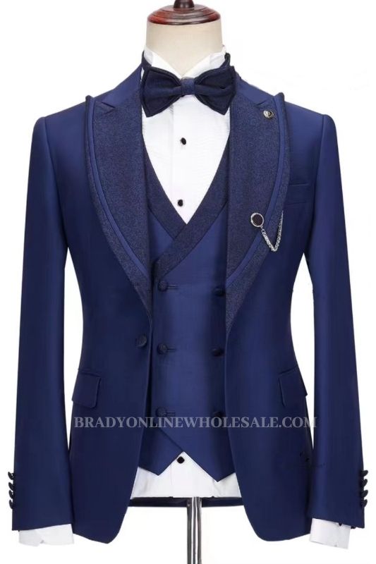 Jesse Fashion Dark Blue Peakd Lapel Three Pieces Prom Suits