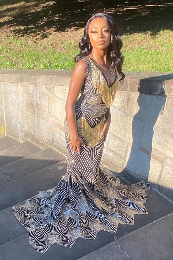 V-Neck Pattern Slim Mermaid Prom Gown | Sleeveless Long Dress