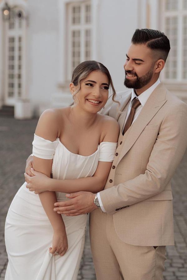 Off the shoulder white mermaid split Wedding Dress