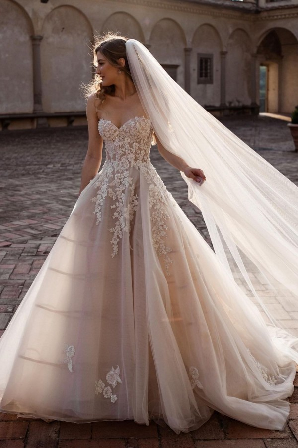 Strapless Sweetheart Lace A-Line Floor-Length Wedding Dress