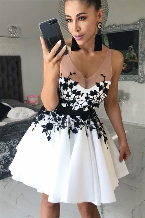 Short Sleeveless A-Line Applique V-Neck Homecoming Dress | Elegant