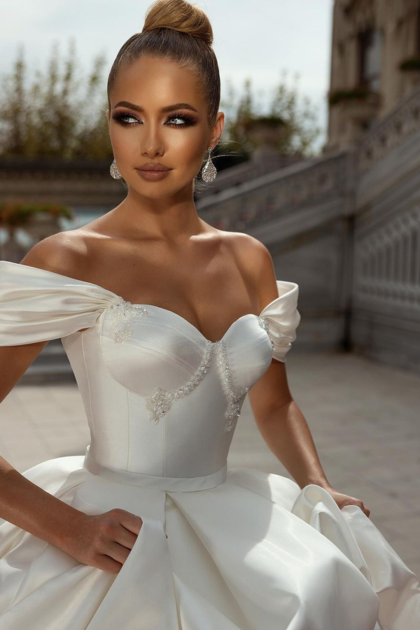 Off-Shoulder Sweetheart Satin Garden Bridal Dress