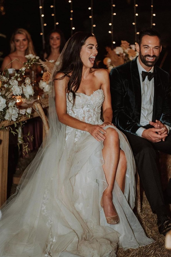 Elegant A-Line Lace Chiffon Wedding Dress