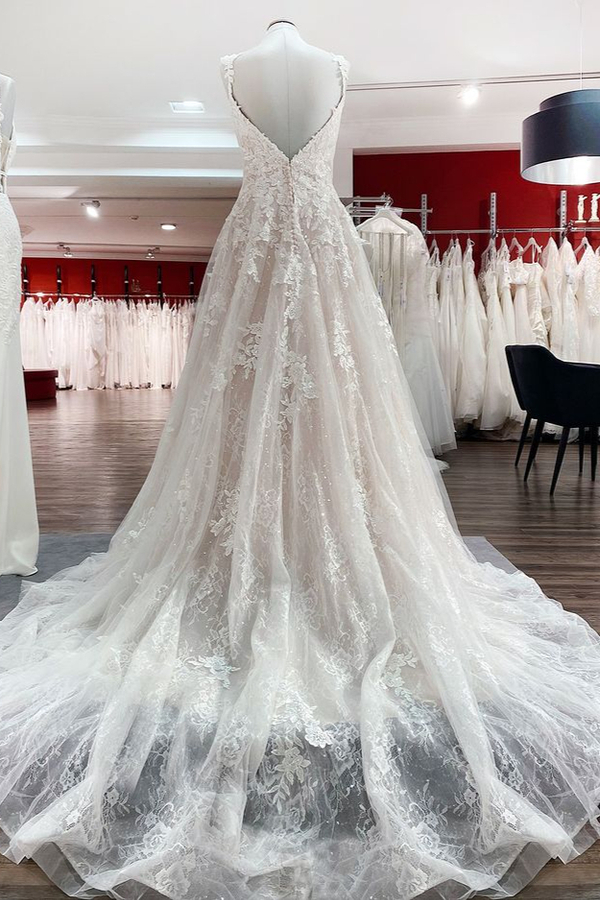 Romantic Deep V-Neck Tulle Floral Lace Sleeveless A-Line Wedding Dress