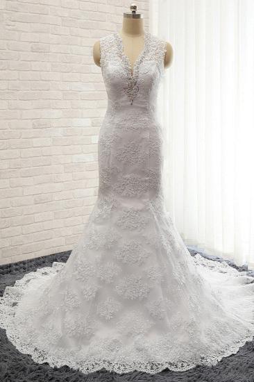 Bradyonlinewholesale Chic Mermaid V-Neck Lace Wedding Dress Appliques Sleeveless Beadings Bridal Gowns On Sale_1