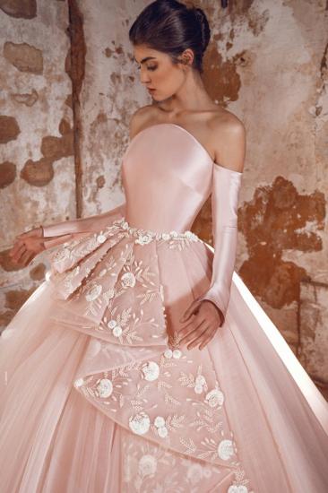 Romantic  Sleevels Tulle Princess Ball Gown wit Floral Pattern_2