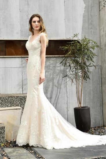 Stunning Sleeveless Fit-and-flare Lace Open Back Summer Beach Wedding Dress_5
