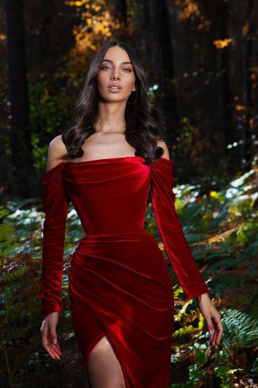 Glamorous off-the-shoulder Red Velvet Evening Gown With Side Slits_2