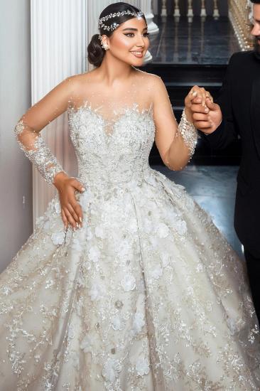 Luxurious Wedding Dresses Princess Lace Cream Wedding Dresses Online_5