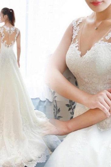 Court Train A-Line Lace V-neck Applique Sleeveless Wedding Dresses_3
