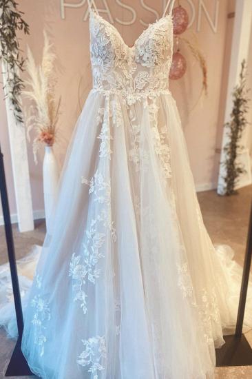 Romantic Spaghetti Straps White Floral Tulle Wedding Dress Sleeveless Aline Floor Length Dress for Weddings