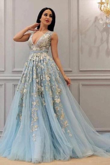 Elegant V-Neck Sleeveless Tulle Evening Dress with Floral Pattern_1